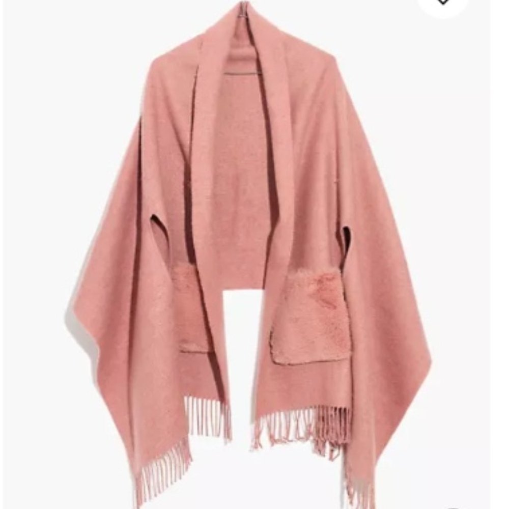 Madewell Faux-Fur Pocket Cape Scarf